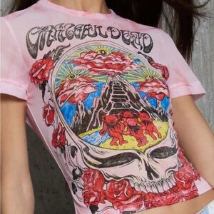 Alice+Olivia Grateful Dead Graphic Tee with Skull and Roses